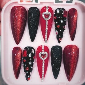 Elegant Red and Black Glitter Nail Set